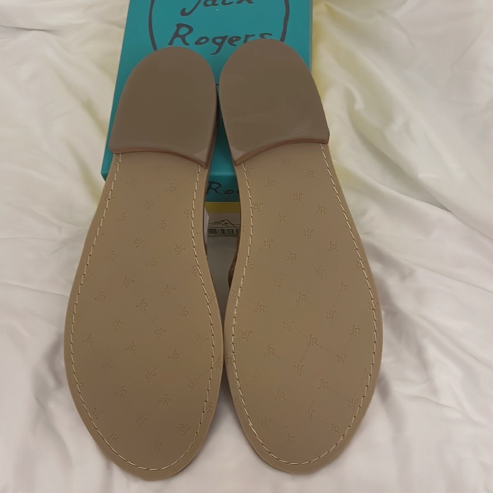 NIB Jack Rogers size 11 rose gold sandal - Picture 5 of 5